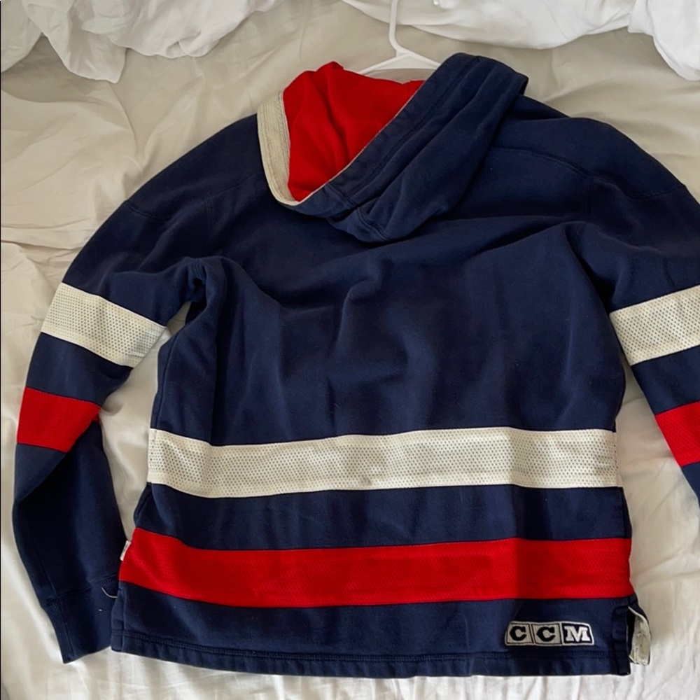 nhl sweatshirt!!!! - Picture 4 of 4